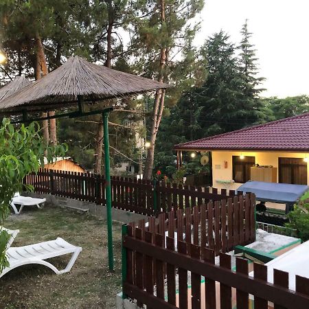 بيزوندا Cafe-Hotel Assir المظهر الخارجي الصورة